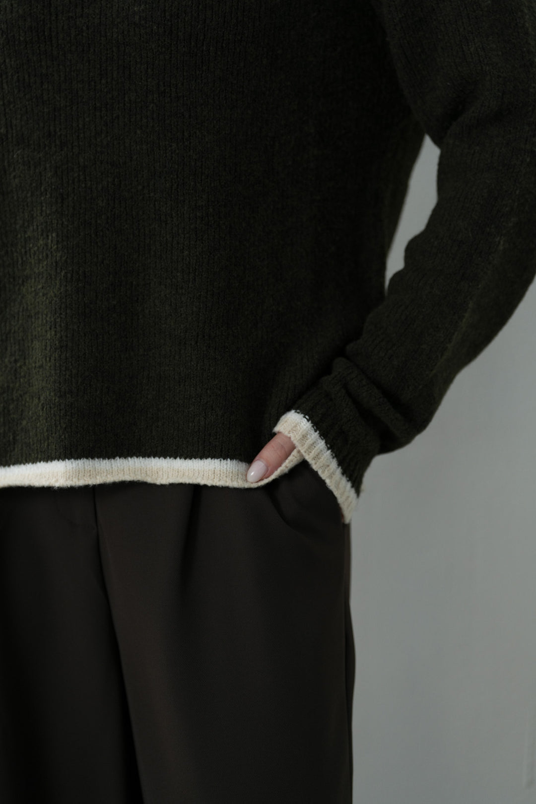 Contrast Trim Knit Sweater