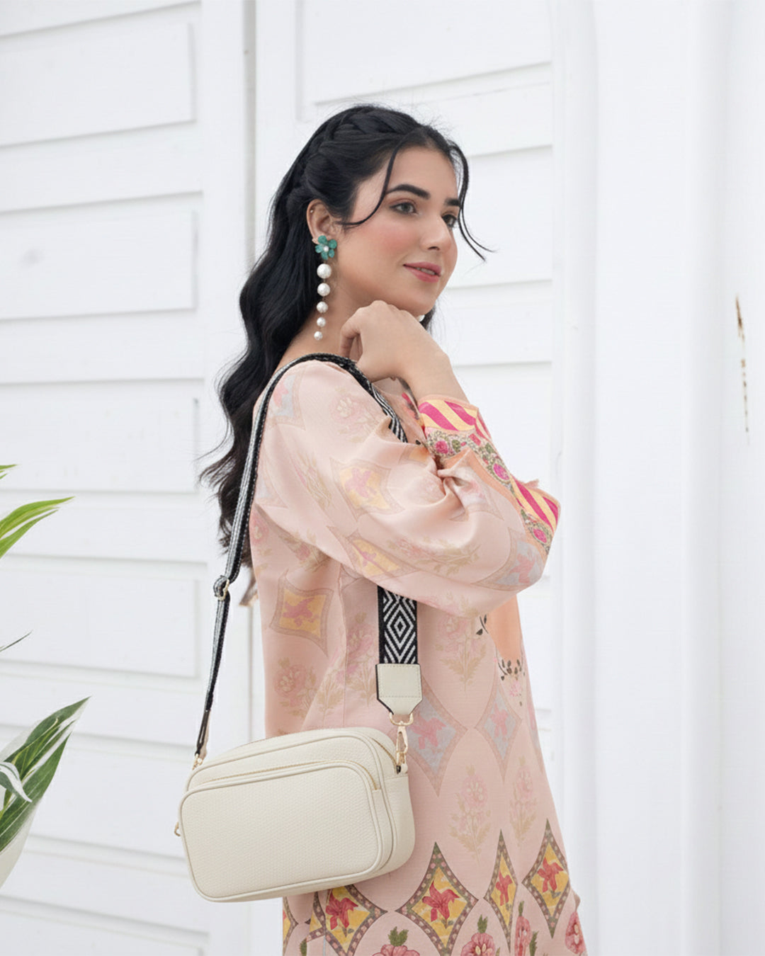 Messenger Shoulder Bag Beige