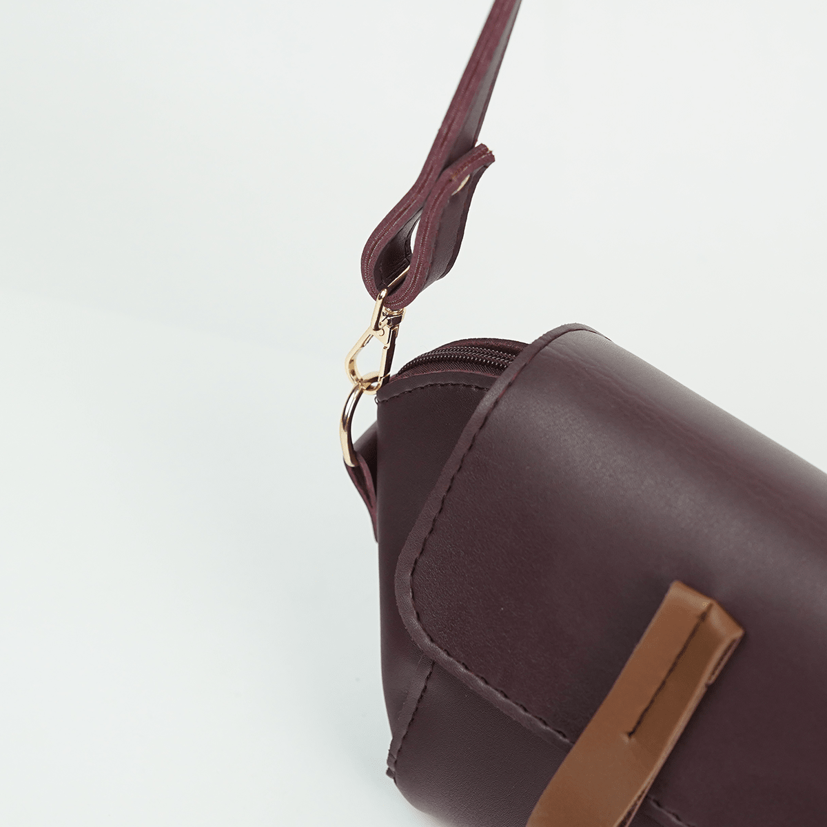 Mini Flap Crossbody Bag Maroon - astorebags.pk